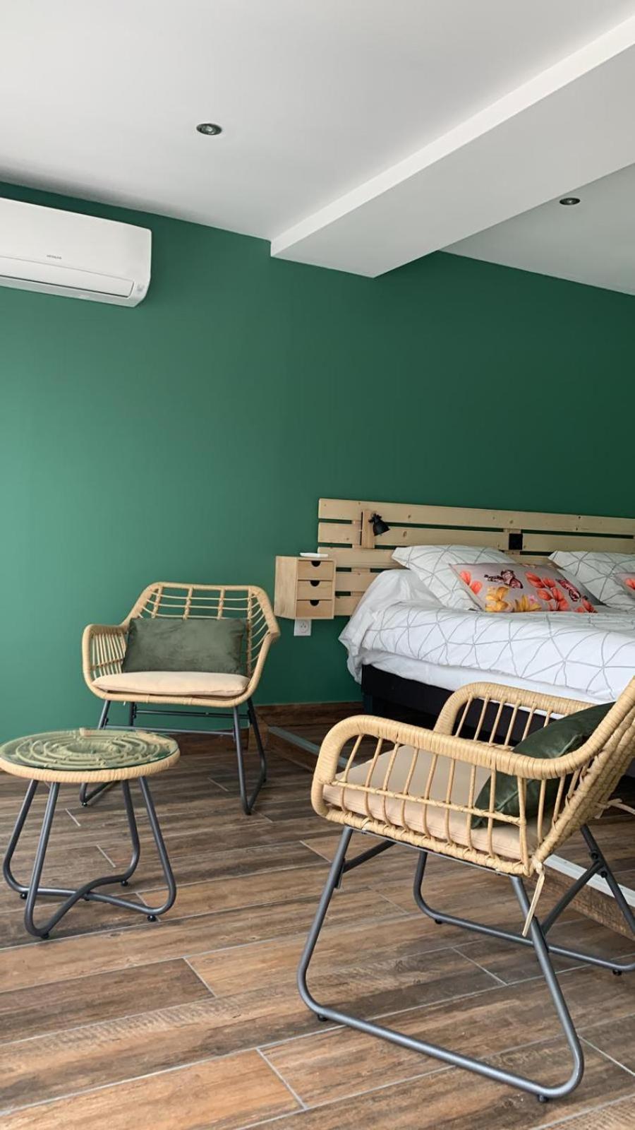 B&B La Vieille Source แซ็ง-มาร์แต็ง-ดิอาร์เดช ห้อง รูปภาพ